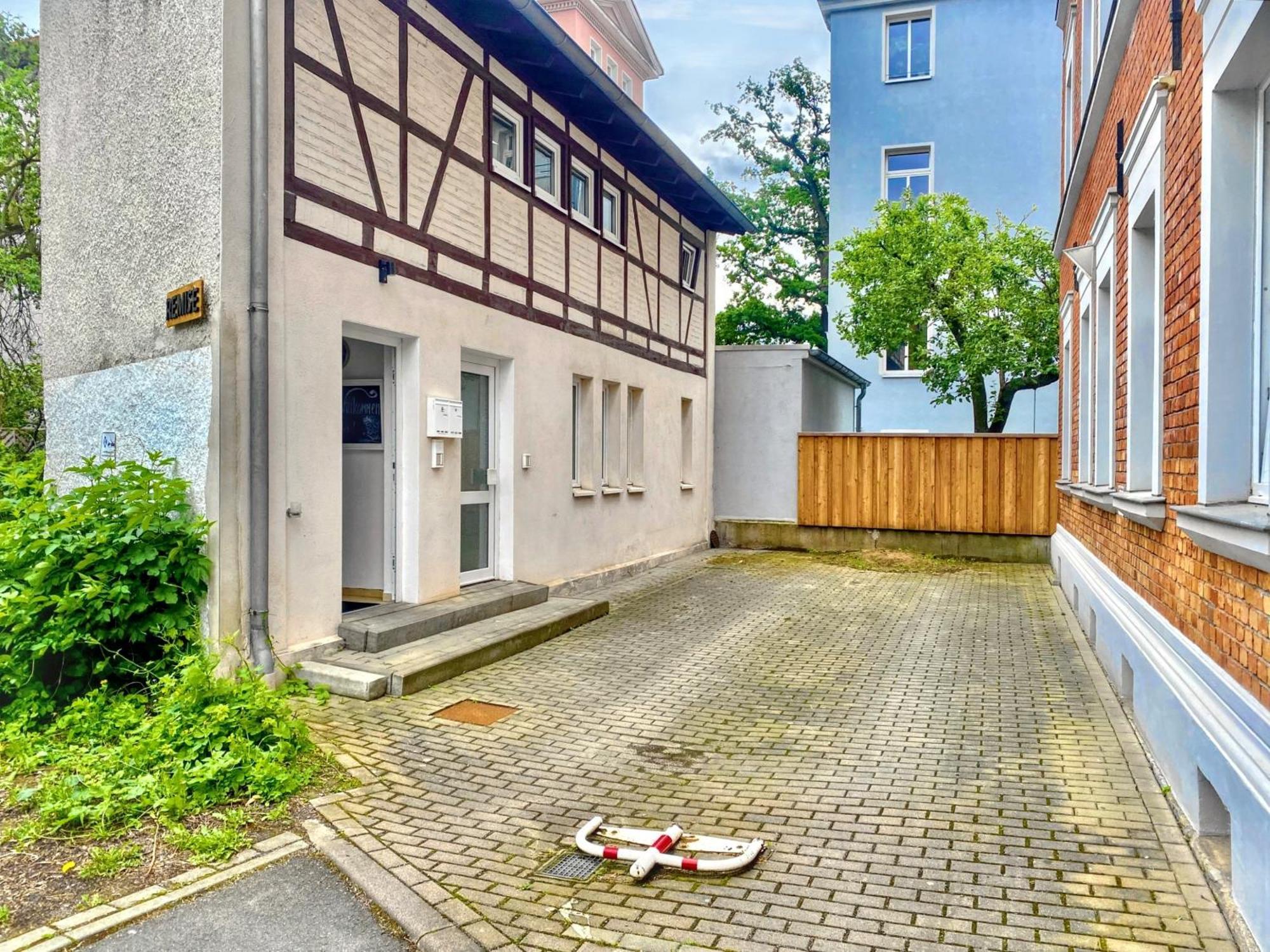 Die Remise Mit Kostenlosem Parkplatz Direkt Vor Der Tuer Erfurt Ngoại thất bức ảnh